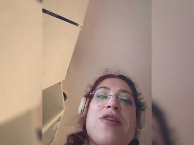 Marseline32 live webcam show