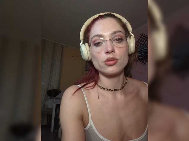 Marseline32 live cam on BongaCams