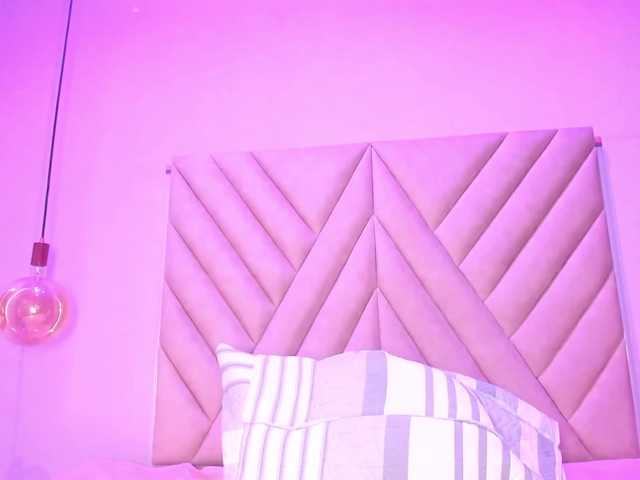 DannaReed live cam on BongaCams