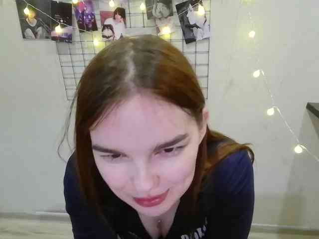CatrineDeMew webcam