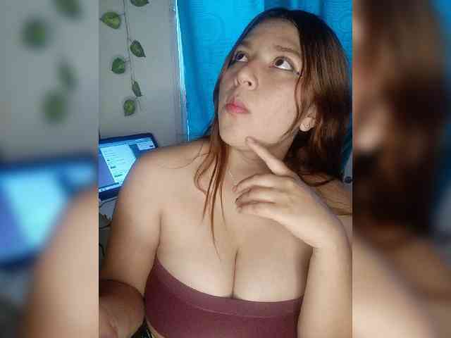 EmilyValentina webcam