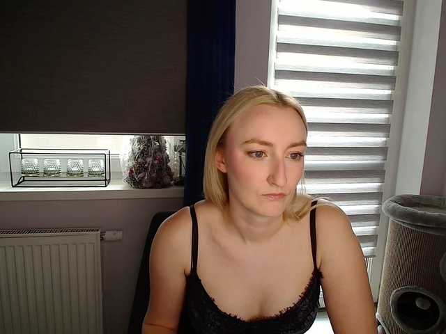 HazyLuna live webcam show