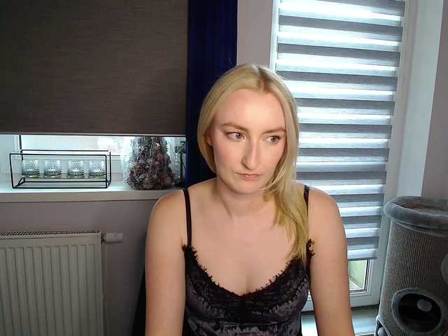 HazyLuna live webcam show