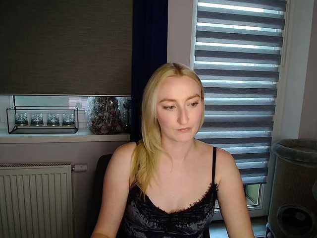 HazyLuna live webcam show
