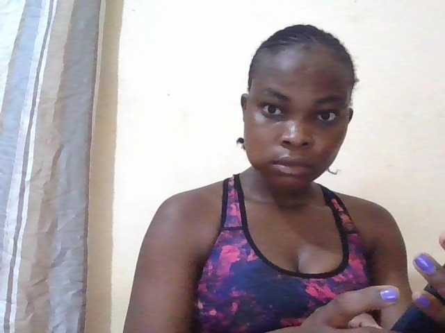hotqueeny live cam on BongaCams