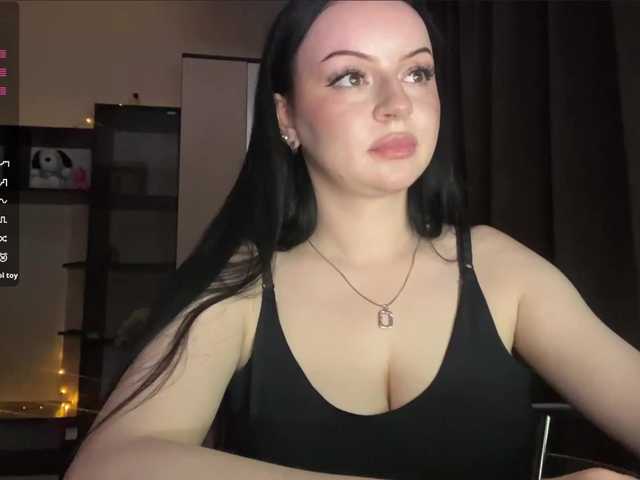 MarinaSavastru live cam on BongaCams