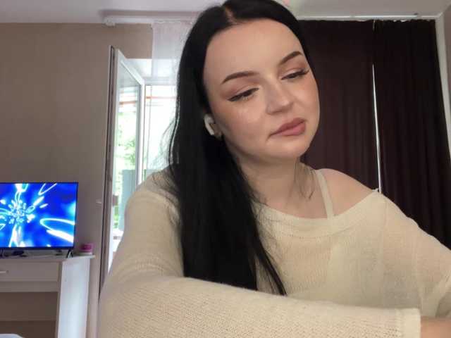MarinaSavastru live cam on BongaCams
