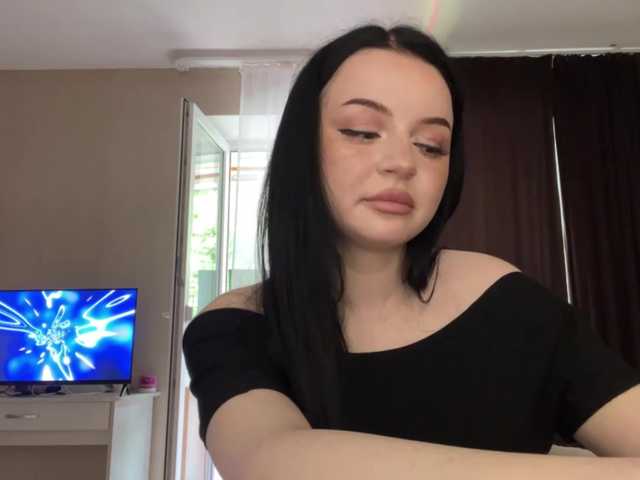 MarinaSavastru live cam on BongaCams