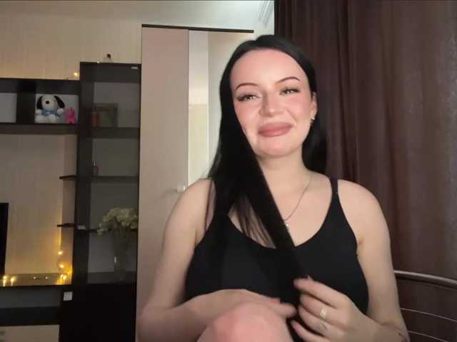 MarinaSavastru live cam on BongaCams