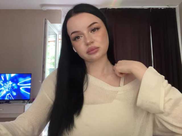 MarinaSavastru live cam on BongaCams