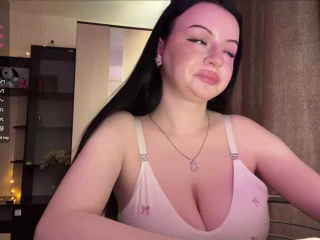 MarinaSavastru live cam on BongaCams