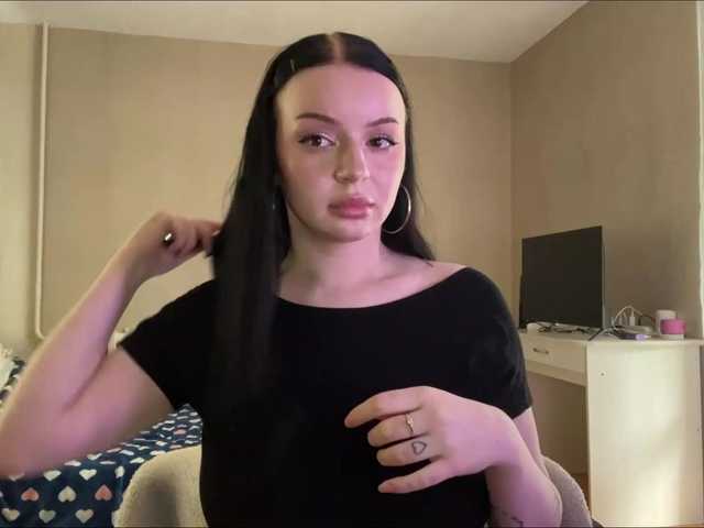 MarinaSavastru live cam on BongaCams