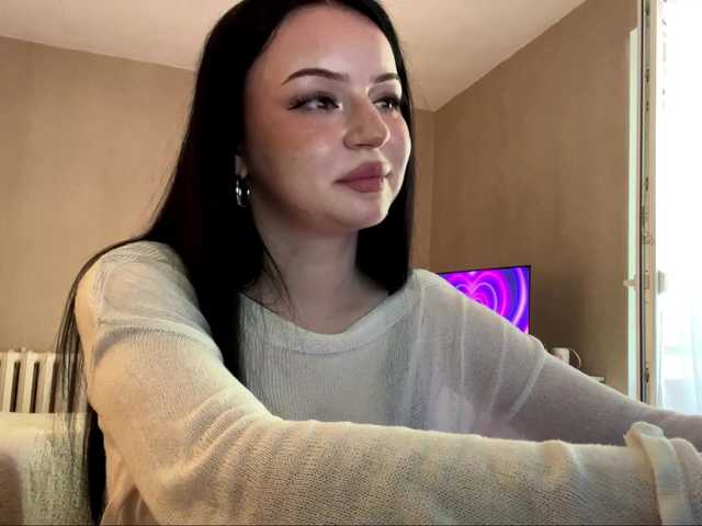 MarinaSavastru live cam on BongaCams