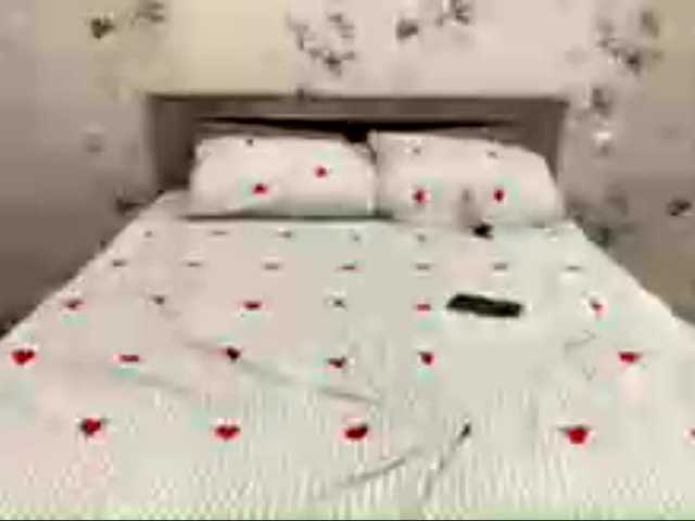 PollySavastru live cam on BongaCams