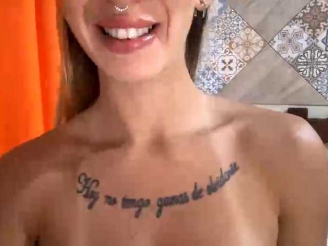 DariaKimchi live cam on BongaCams