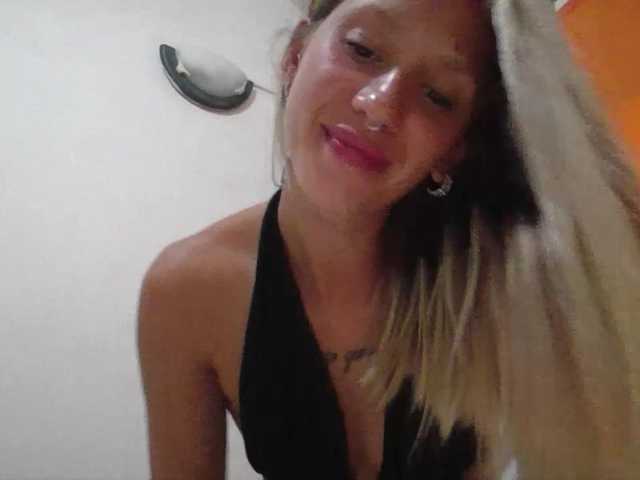 DariaKimchi live cam on BongaCams