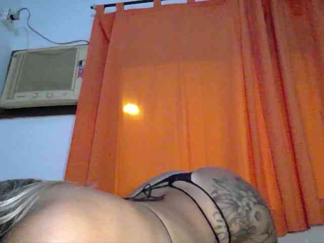 DariaKimchi Live Webcam on BongaCams