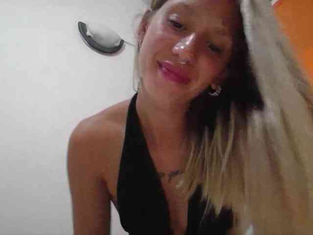 DariaKimchi Live Webcam on BongaCams