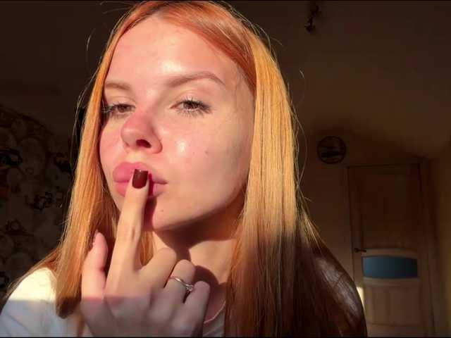 AmberKimchi live webcam show