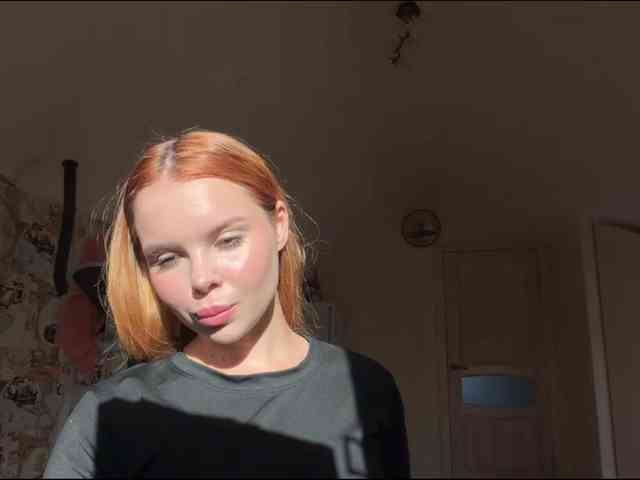 AmberKimchi webcam