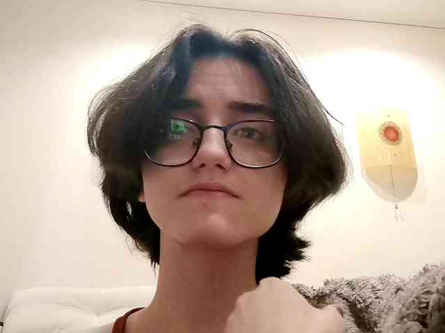 Modèle: DonetteMarrin
