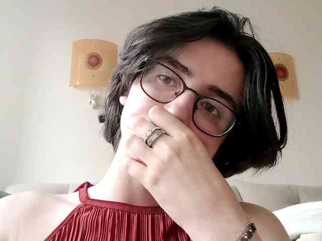 DonetteMarrin webcam