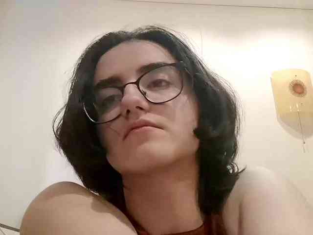 DonetteMarrin webcam