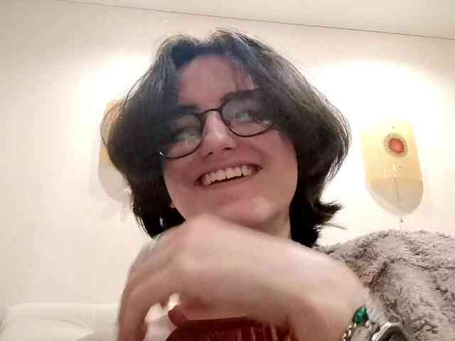 DonetteMarrin webcam
