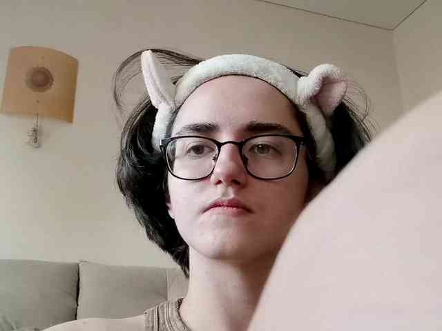 Modèle: DonetteMarrin