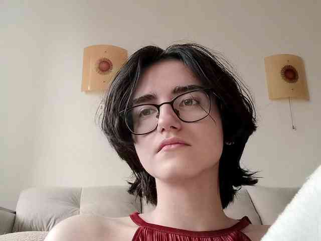 DonetteMarrin webcam