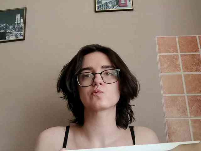 DonetteMarrin webcam