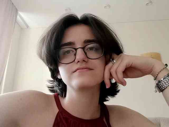 Modèle: DonetteMarrin