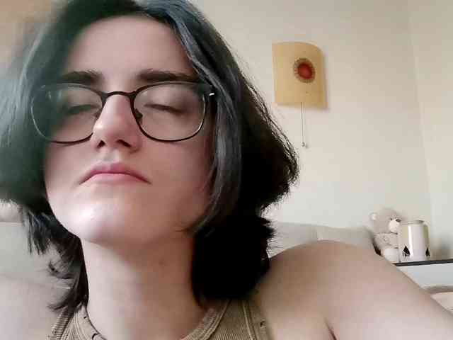 DonetteMarrin webcam