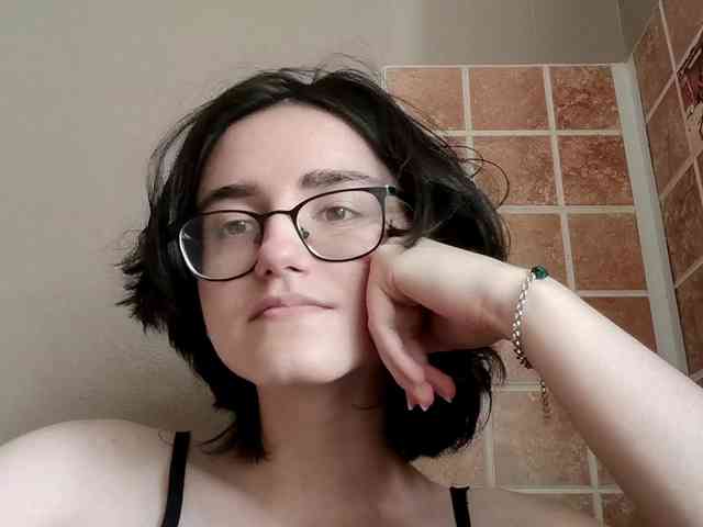 DonetteMarrin webcam