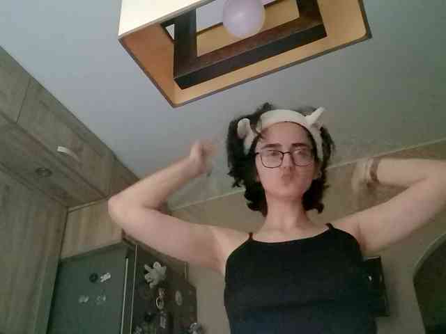 DonetteMarrin webcam