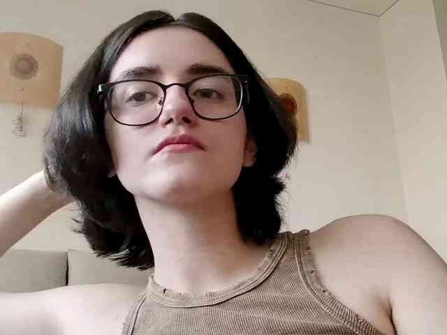 Modèle: DonetteMarrin