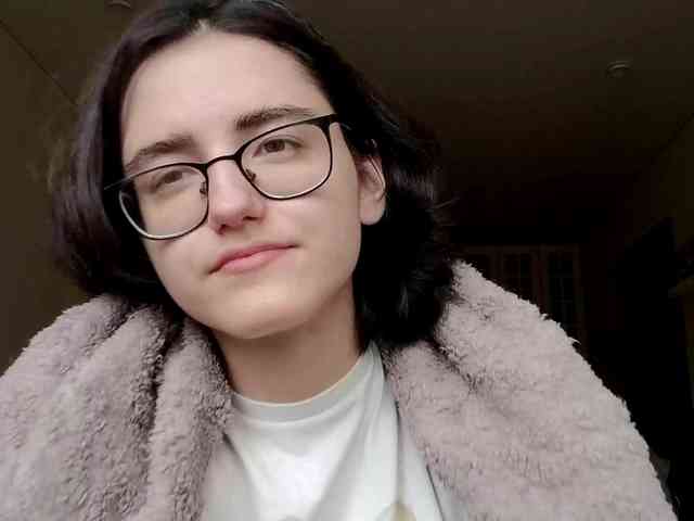 DonetteMarrin webcam