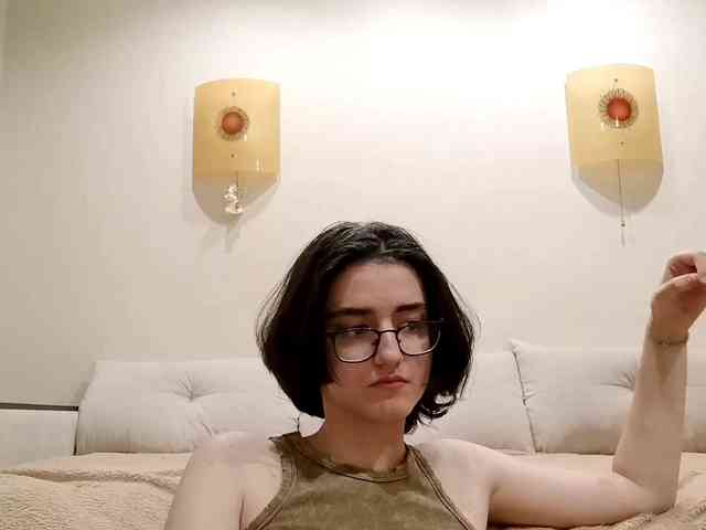 DonetteMarrin webcam