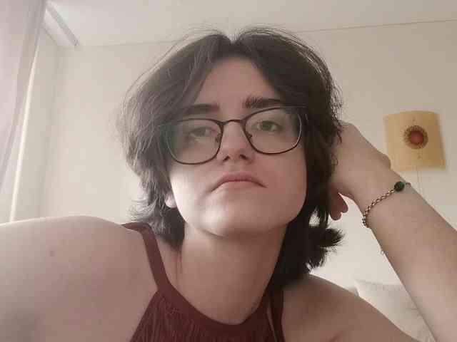 DonetteMarrin webcam