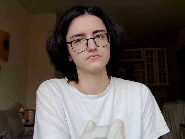 DonetteMarrin webcam