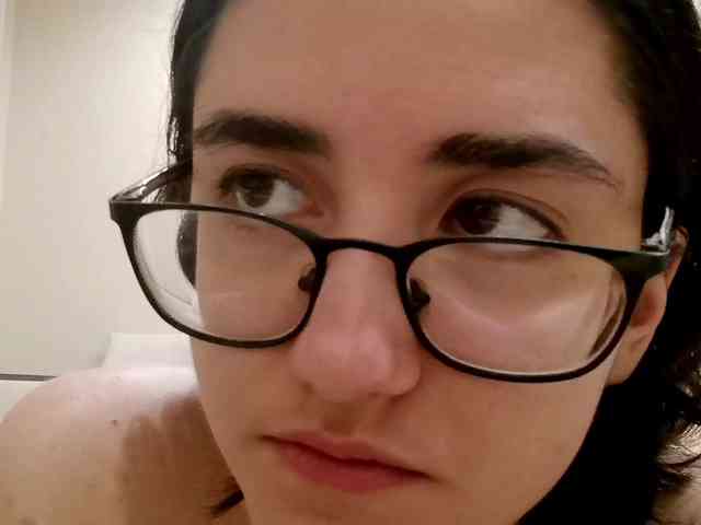 DonetteMarrin webcam