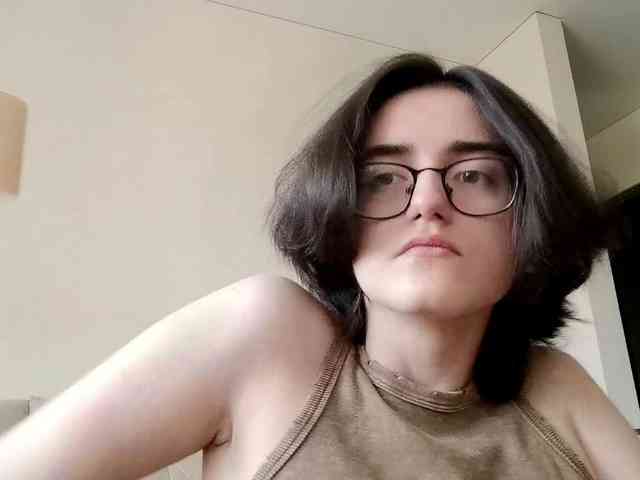 DonetteMarrin webcam