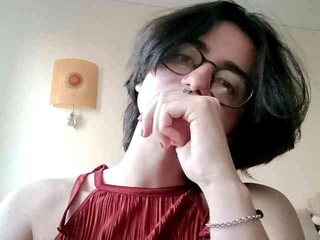 DonetteMarrin webcam