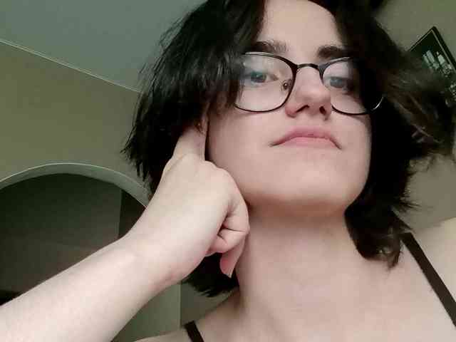DonetteMarrin webcam