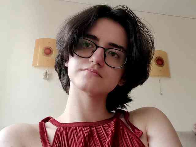 DonetteMarrin webcam