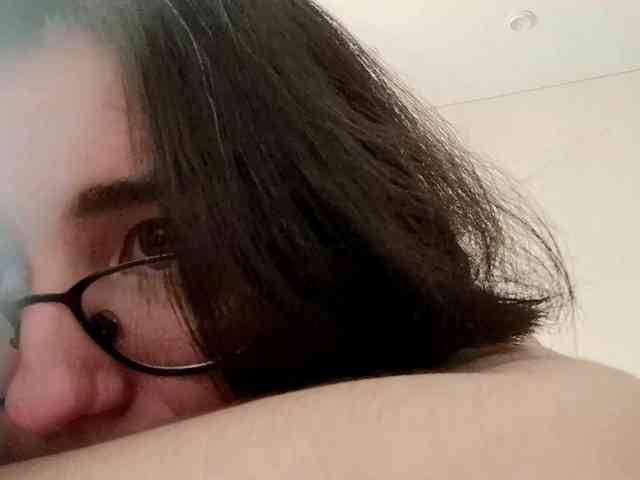 DonetteMarrin webcam