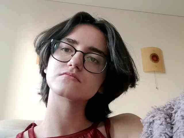 DonetteMarrin webcam
