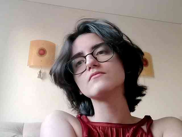 DonetteMarrin webcam