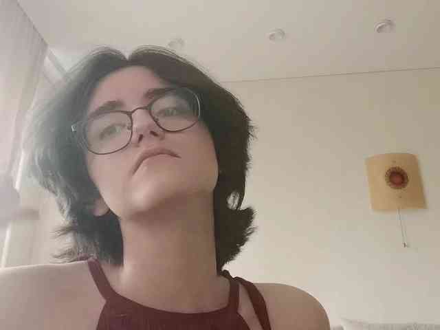 DonetteMarrin webcam