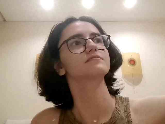 DonetteMarrin webcam